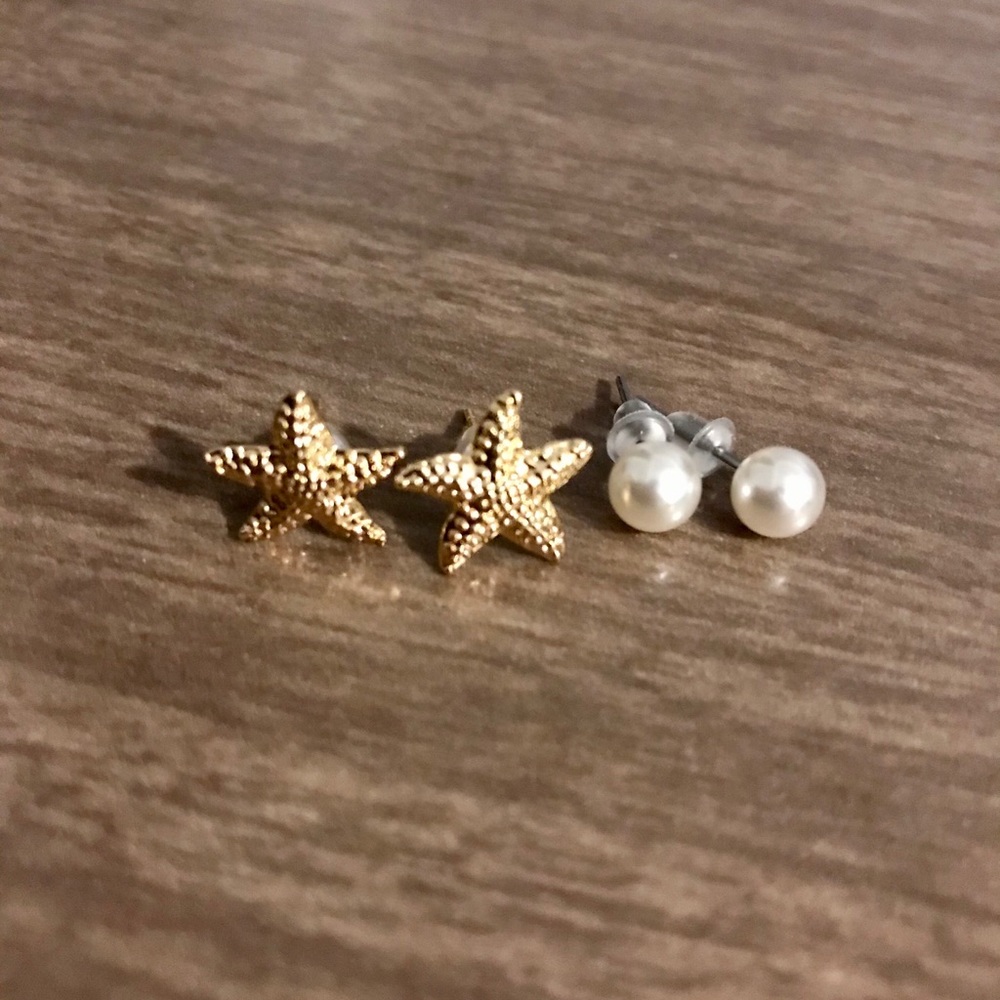 Gold Starfish Studs